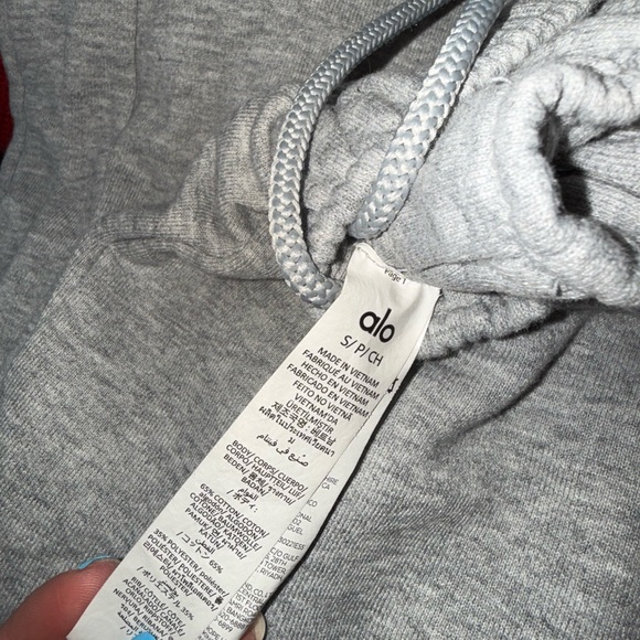 ALO Women’s Hoodie and Sweatpants set of 2 - Picture 8 of 8